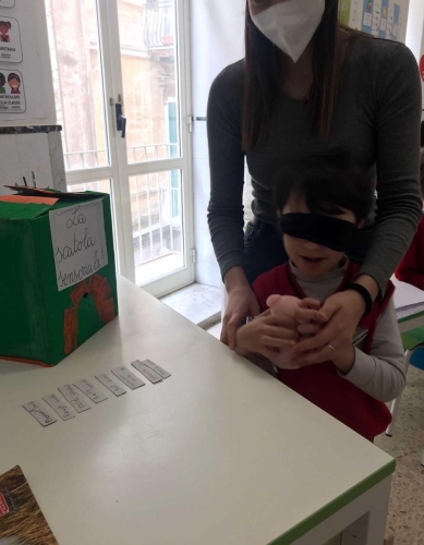 Progetto: La scatola sensoriale - Prima Primaria