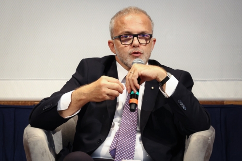 “Uguali per Costituzione”Incontro con Ernesto Maria Ruffini e gli Studenti