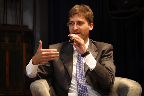 “Uguali per Costituzione”Incontro con Ernesto Maria Ruffini e gli Studenti