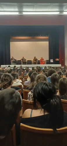 Una rosa rossa: Contro la violenza sulle donne19 novembre 2025 ore 10-13