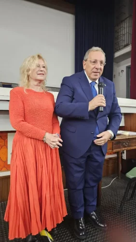 Una Rosa Rossa_10_11_25