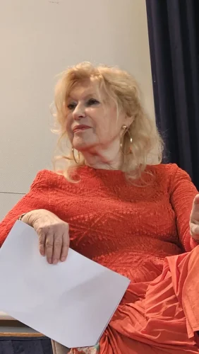 ilnuovobianchi convegno una rosa rossa 19 11 25 11